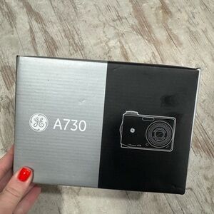 GE A730 Digital Camera Box